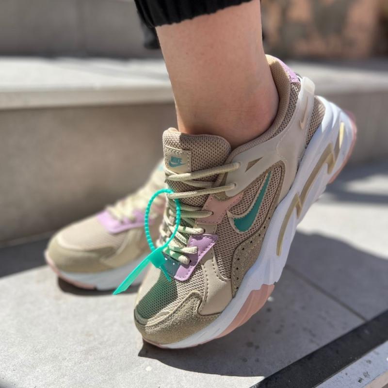 Nike Walking