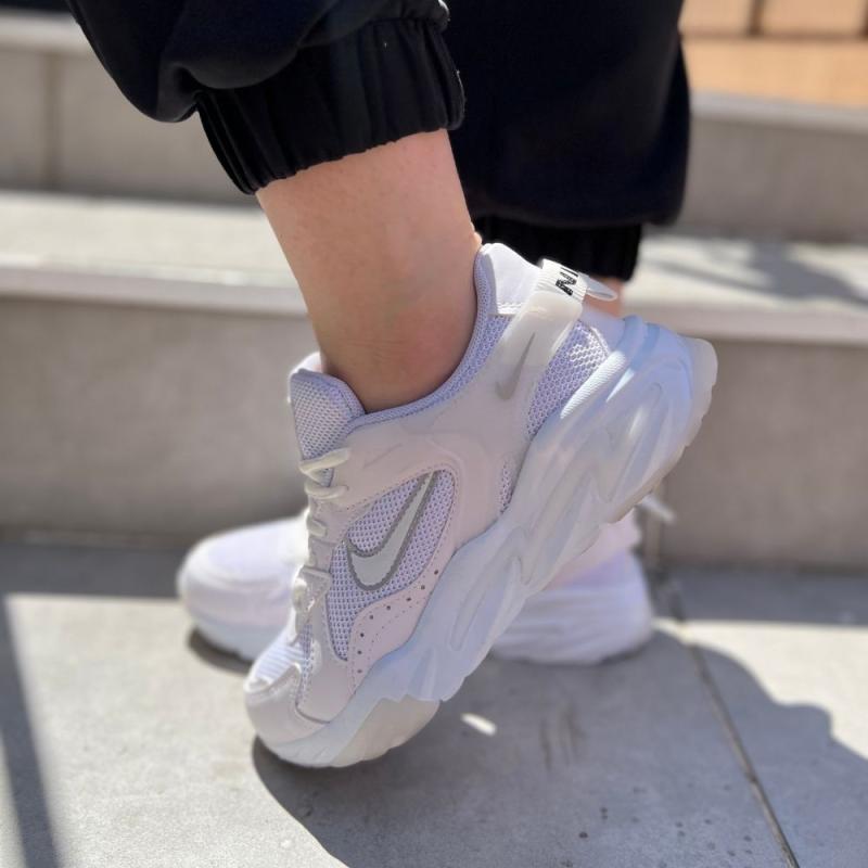 Nike Walking