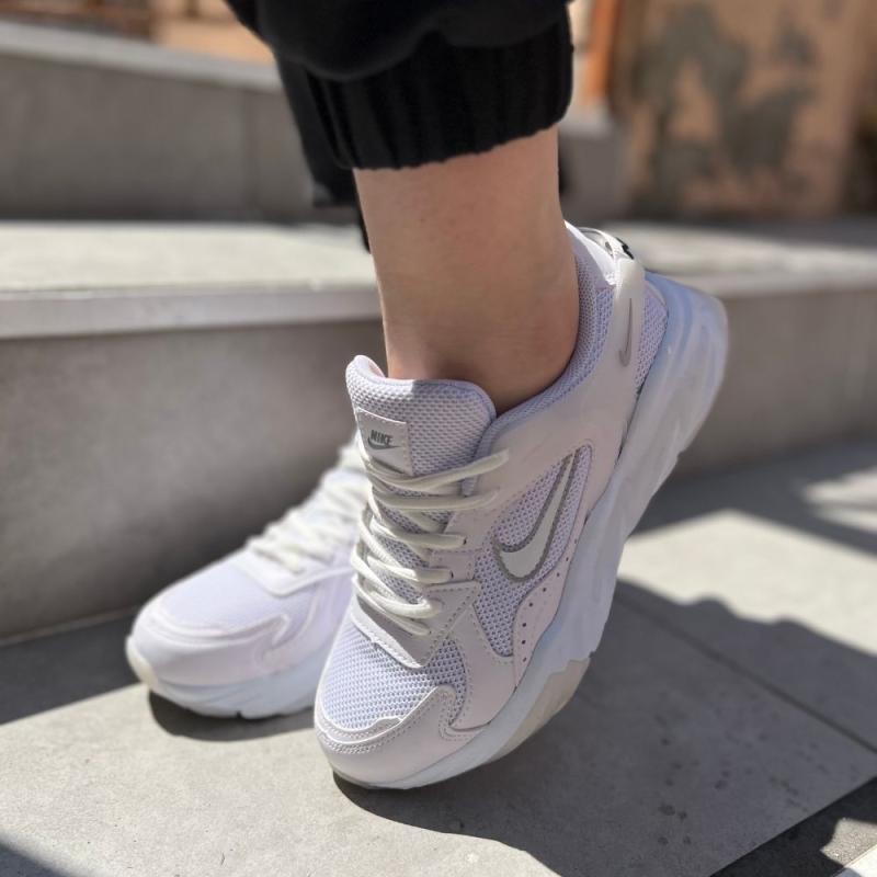Nike Walking