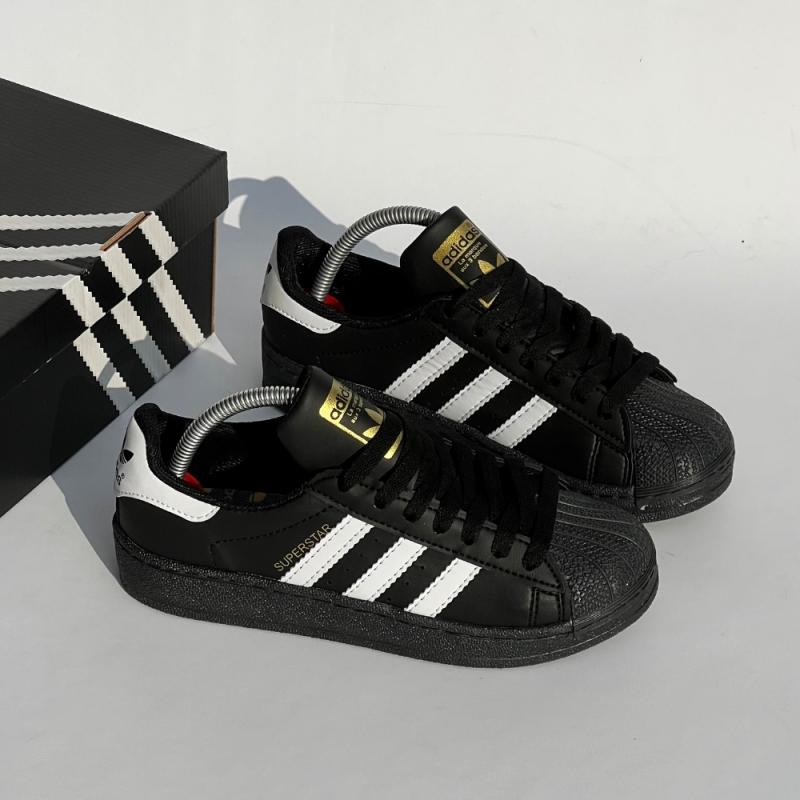 SuperStar Siyah Beyaz