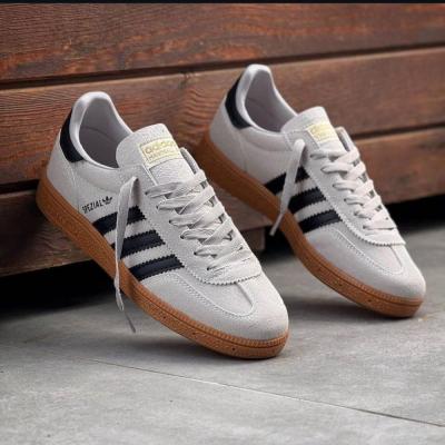 Spezial Gri Siyah