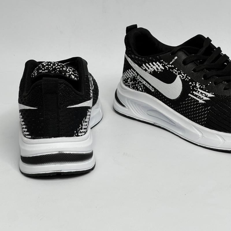 Zoom Siyah Beyaz