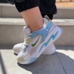 Nike Walking
