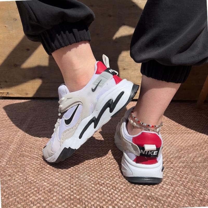 Nike Walking