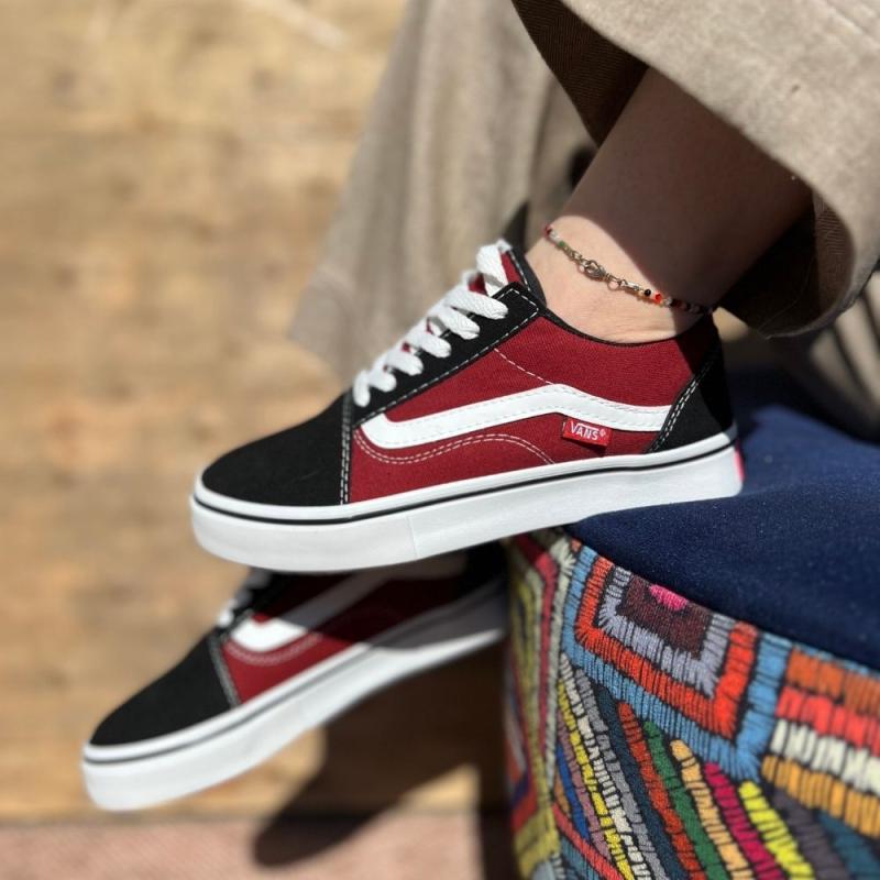 Vans Kırmızı Siyah