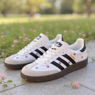 Samba Beyaz Çiçekli