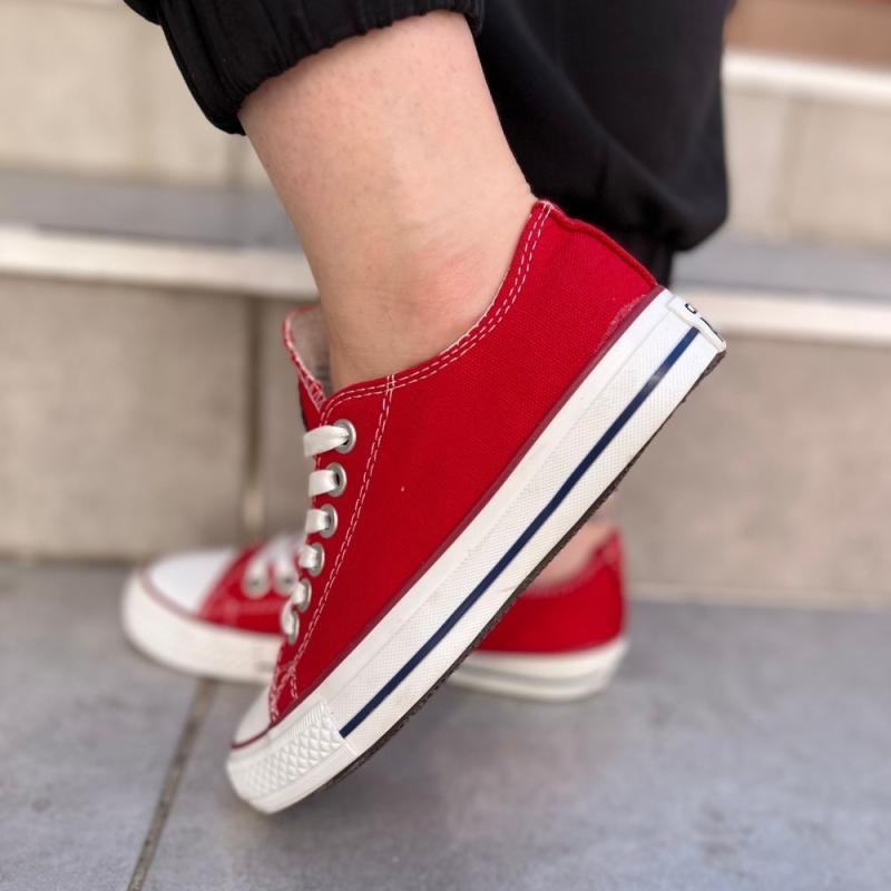 Converse Kısa Kırmızı