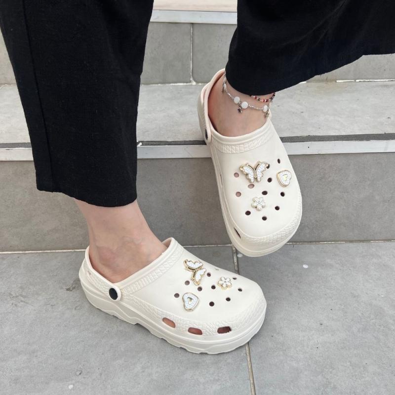 Crocs Tokalı Krem