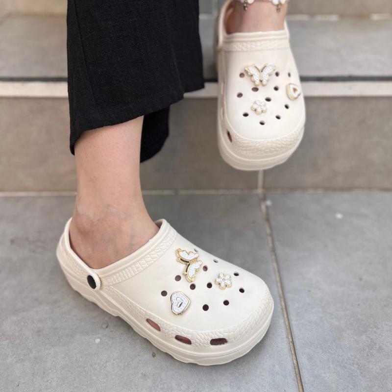 Crocs Tokalı Krem